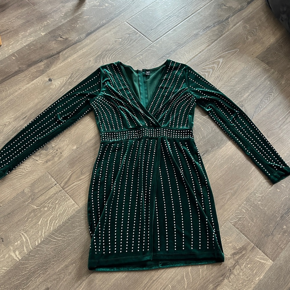 Windsor Green Mini Dress with Silver Accents
